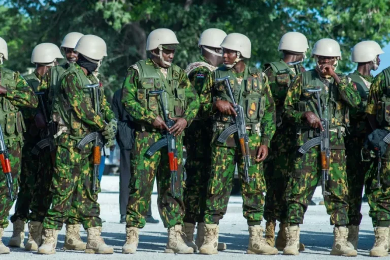 Kenia envía otros 200 policías a la misión de seguridad en Haití