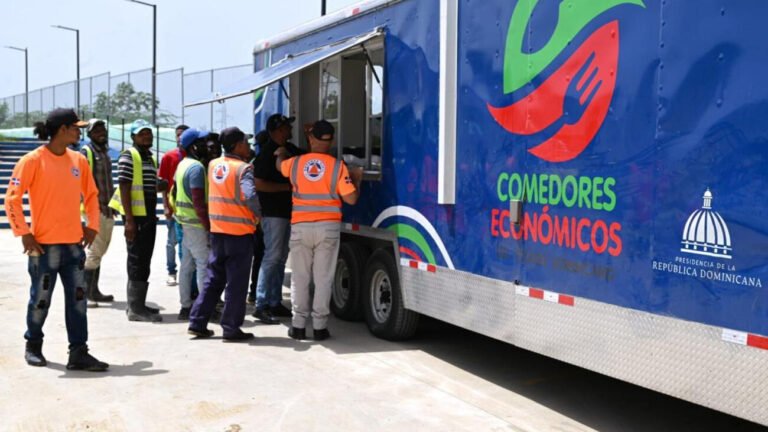 Comedores Económicos del Estado Dominicano sirven más de 160,000 almuerzos diariamente en todo el país