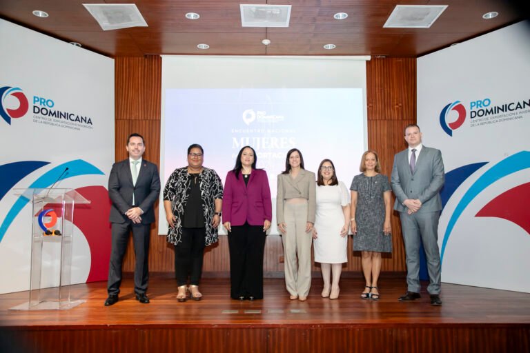 ProDominicana realiza conferencias sobre la internacionalización de las mujeres en la exportación