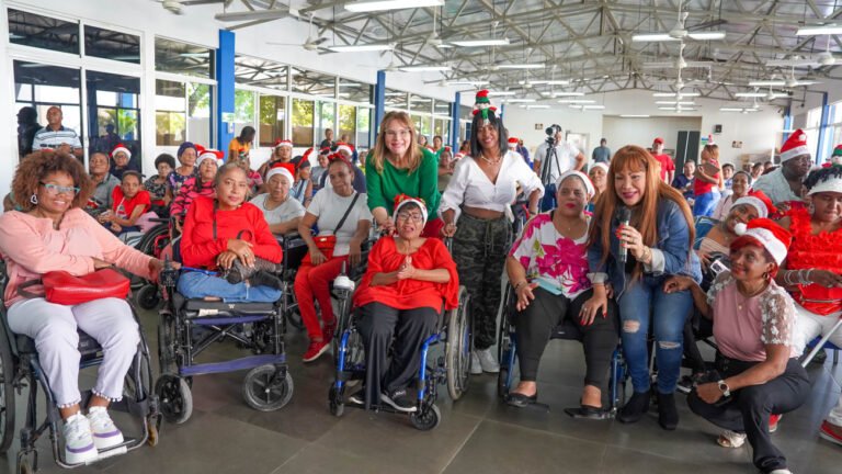 Ruta de la Esperanza sigue alegrando la vida a dominicanos; continúa recorrido en Navidad