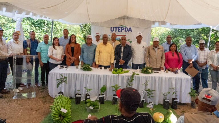 Director de Utepda impulsa soluciones para fortalecer proyectos agroforestales en Bahoruco e Independencia