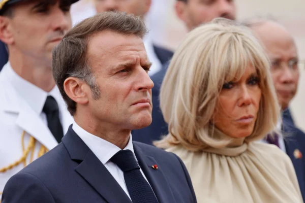 Escándalo por altercado entre Brigitte y Emmanuel Macron, presidente de Francia
