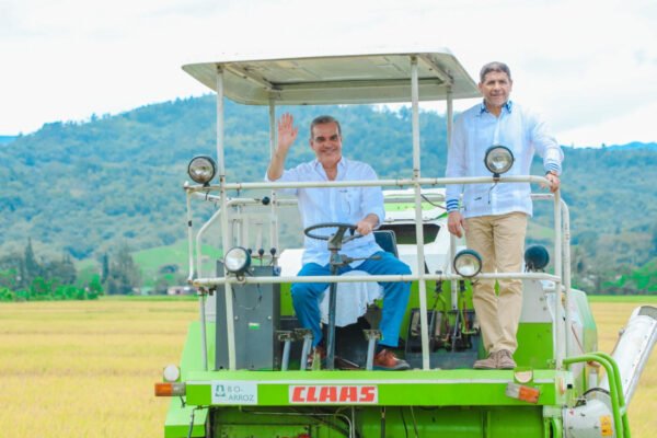 Presidente Abinader inaugurará escuela básica y dará inicio a la cosecha de arroz en Monseñor Nouel, este sábado