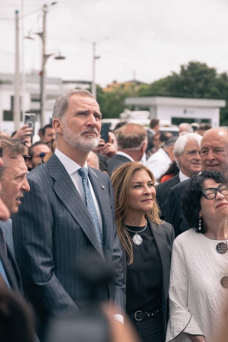 Rey de España, Abinader y Carolina Mejía inauguran monumento a la paz y la libertad en Malecón de SD