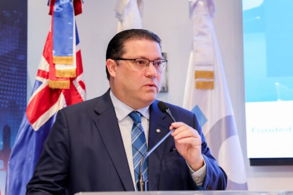 Aduanas logra su mejor recaudo en los primeros cinco meses del año