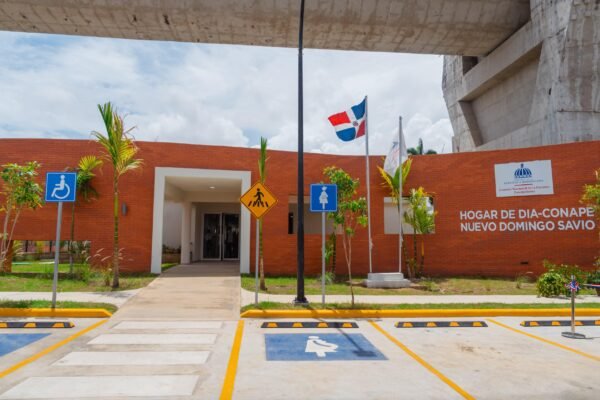 Hogar de día, una realidad para adultos mayores de Domingo Savio