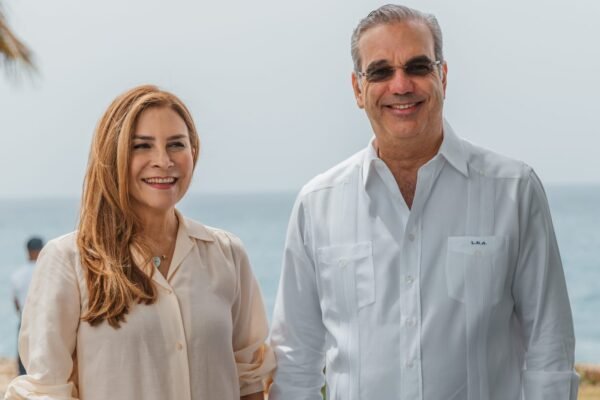 Abinader destaca los más de 200 parques construidos y remozados en la gestión de Carolina