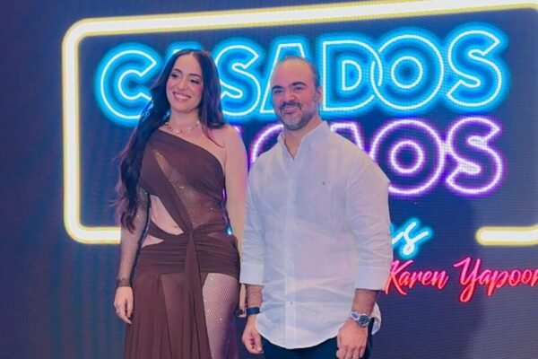 Karen Yapoort presenta nueva temporada de programa Casados en Caos