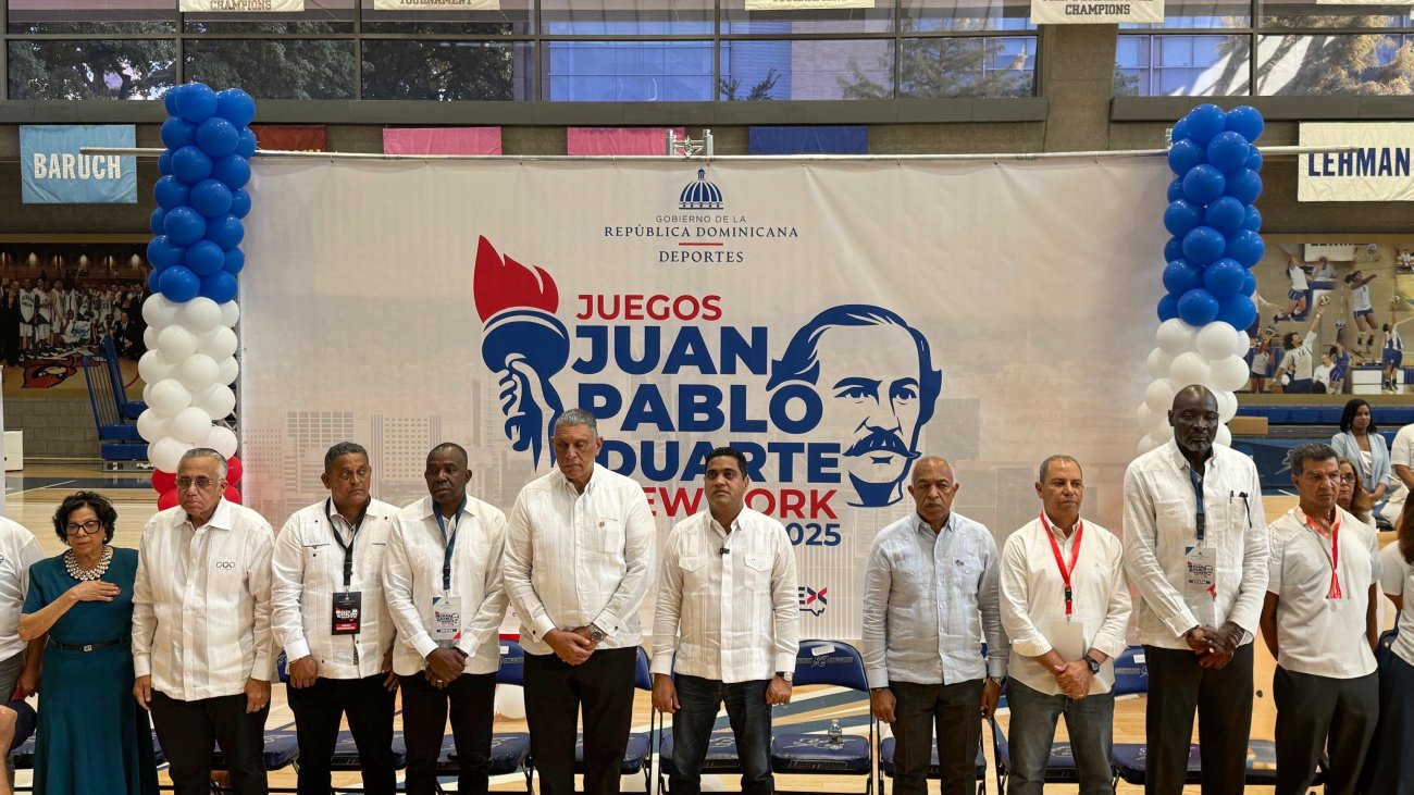 Kelvin Cruz deja iniciados Juegos Juan Pablo Duarte, en Nueva York