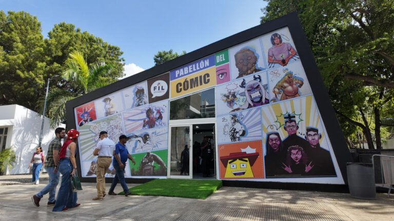 Pabellón del Cómic vuelve a brillar en la Feria del Libro