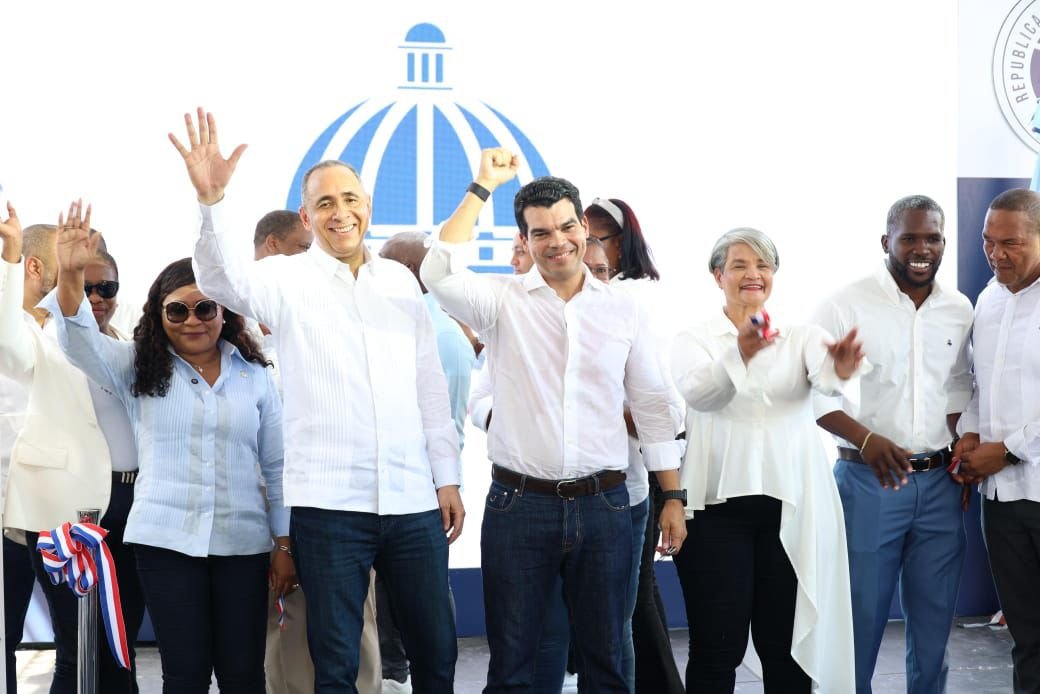 Wellington Arnaud: Alcantarillado pluvial de la calle 20 representa el fin del abandono en San Pedro de Macorís