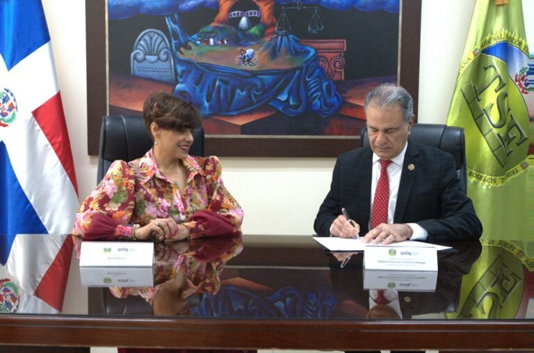 TSE y la Universidad UNIR, capacitarán colaboradores y familiares en grados y maestría a través del Programa de Becas y Beneficios Corporativos de la alta casa de estudios